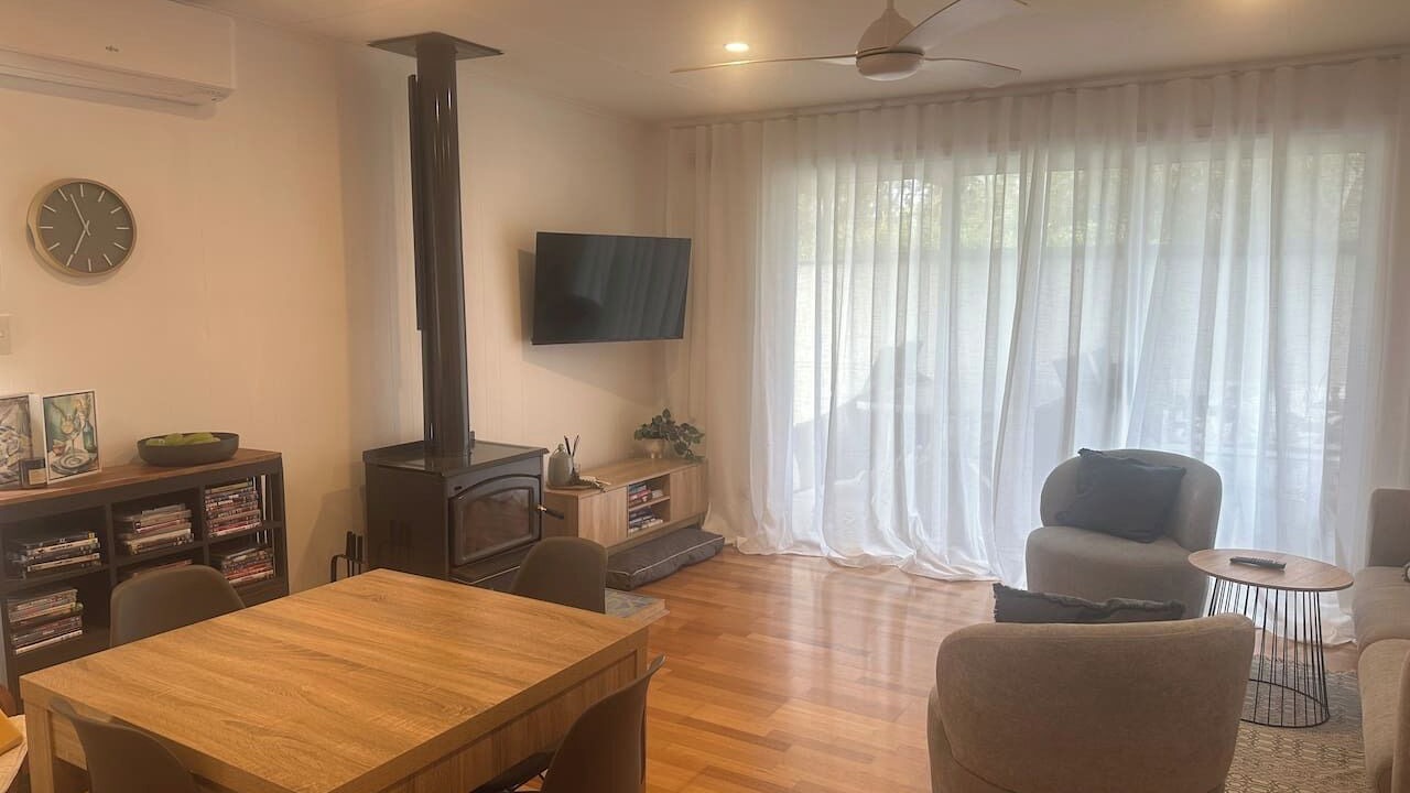 Photo of Livingroom in Venus Bay