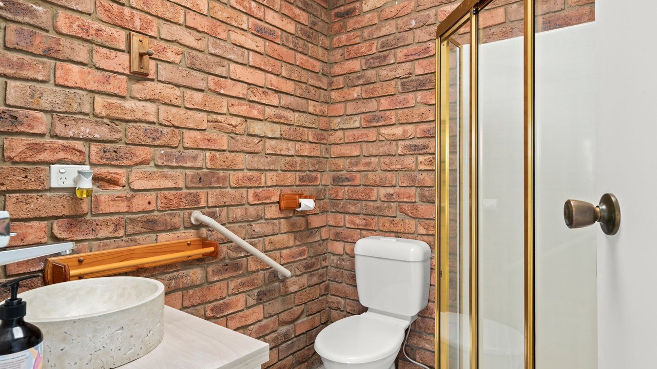 Photo of Bathroom in St Leonards