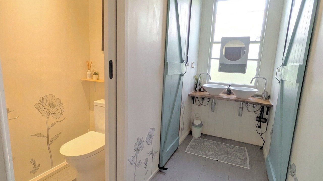 Photo of Bathroom in Lockington