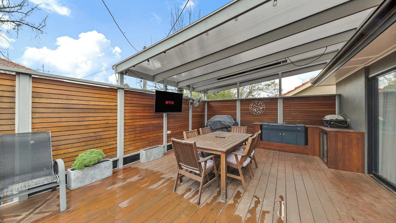 Photo of Outdoor in Griffith