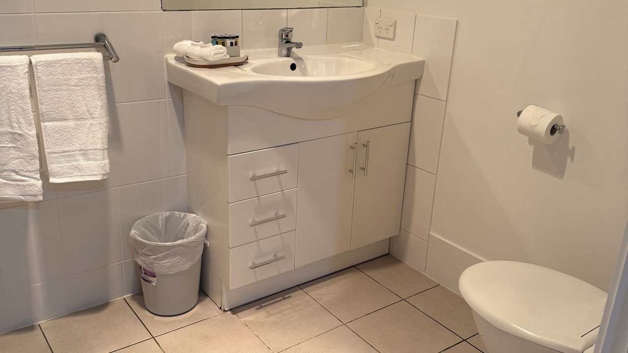 Photo of Bathroom in Griffith