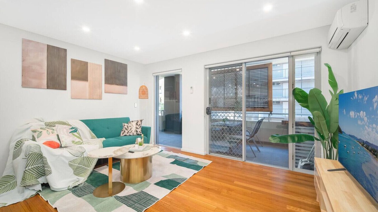 Photo of Livingroom in Camperdown