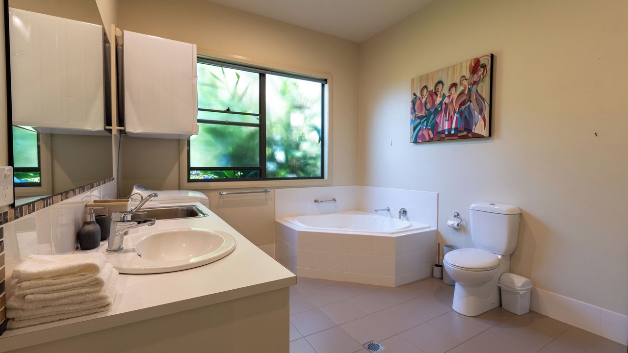 Photo of Bathroom in Federal