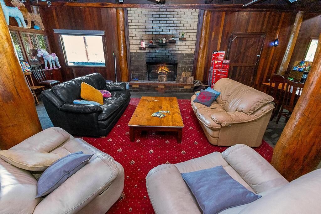 Photo of Livingroom in Upper Warren