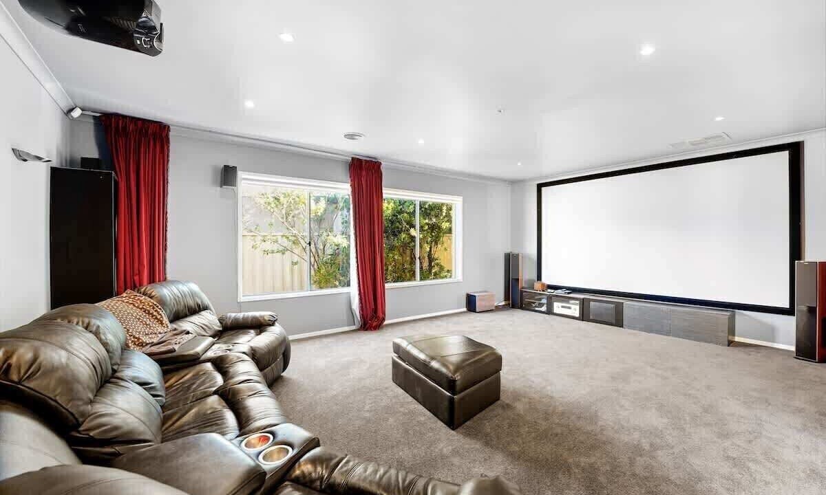 Photo of Livingroom in Point Cook