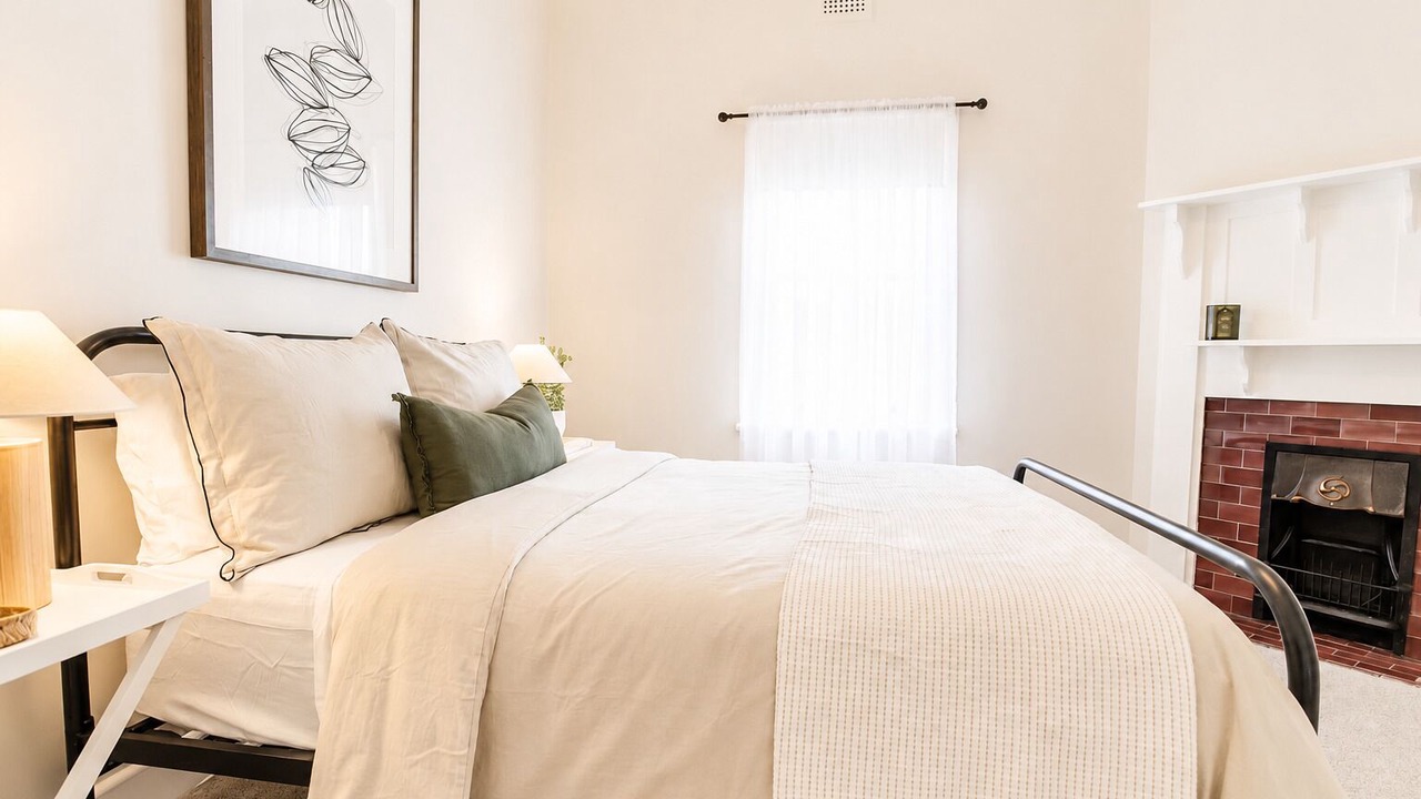 Photo of Bedroom in Golden Point