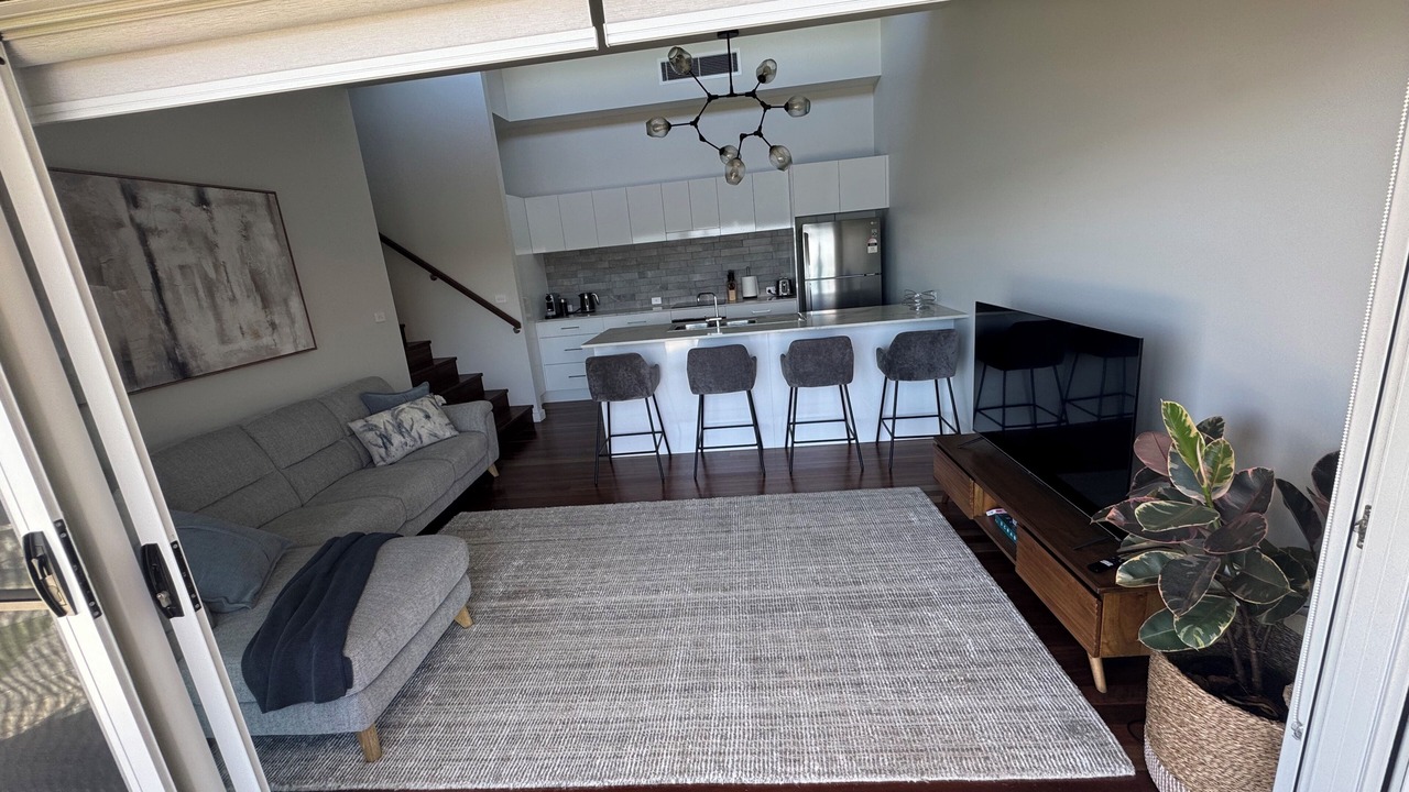 Photo of Livingroom in Marks Point