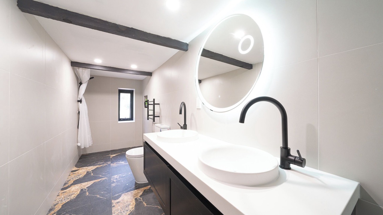 Photo of Bathroom in Galston