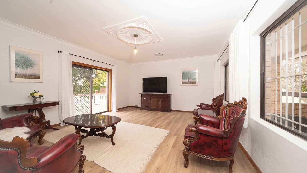 Photo of Livingroom in Galston