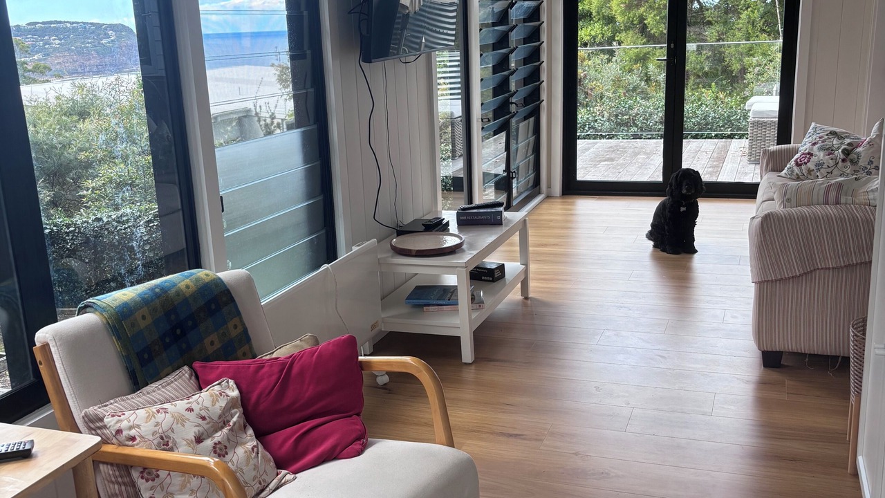 Photo of Livingroom in Macmasters Beach