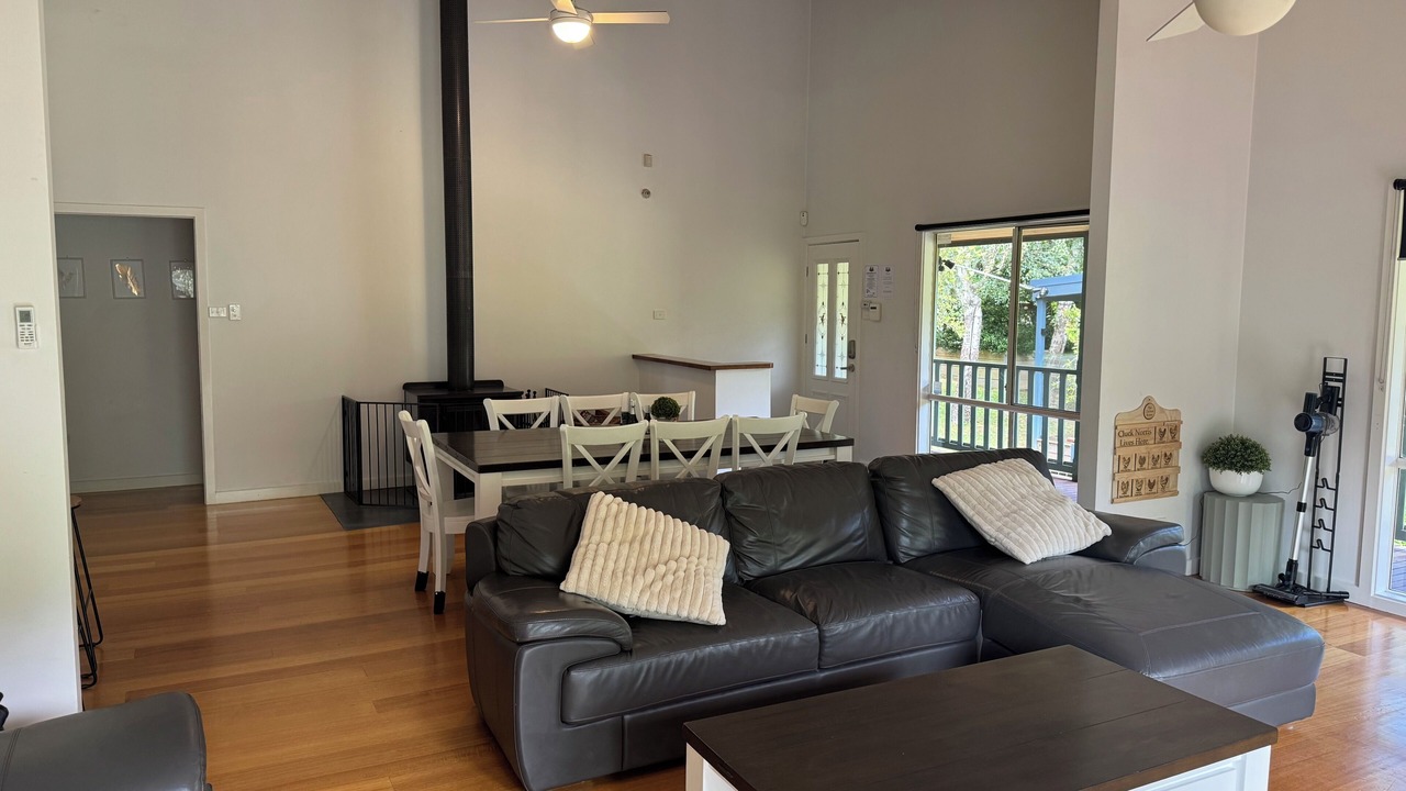 Photo of Livingroom in Noojee