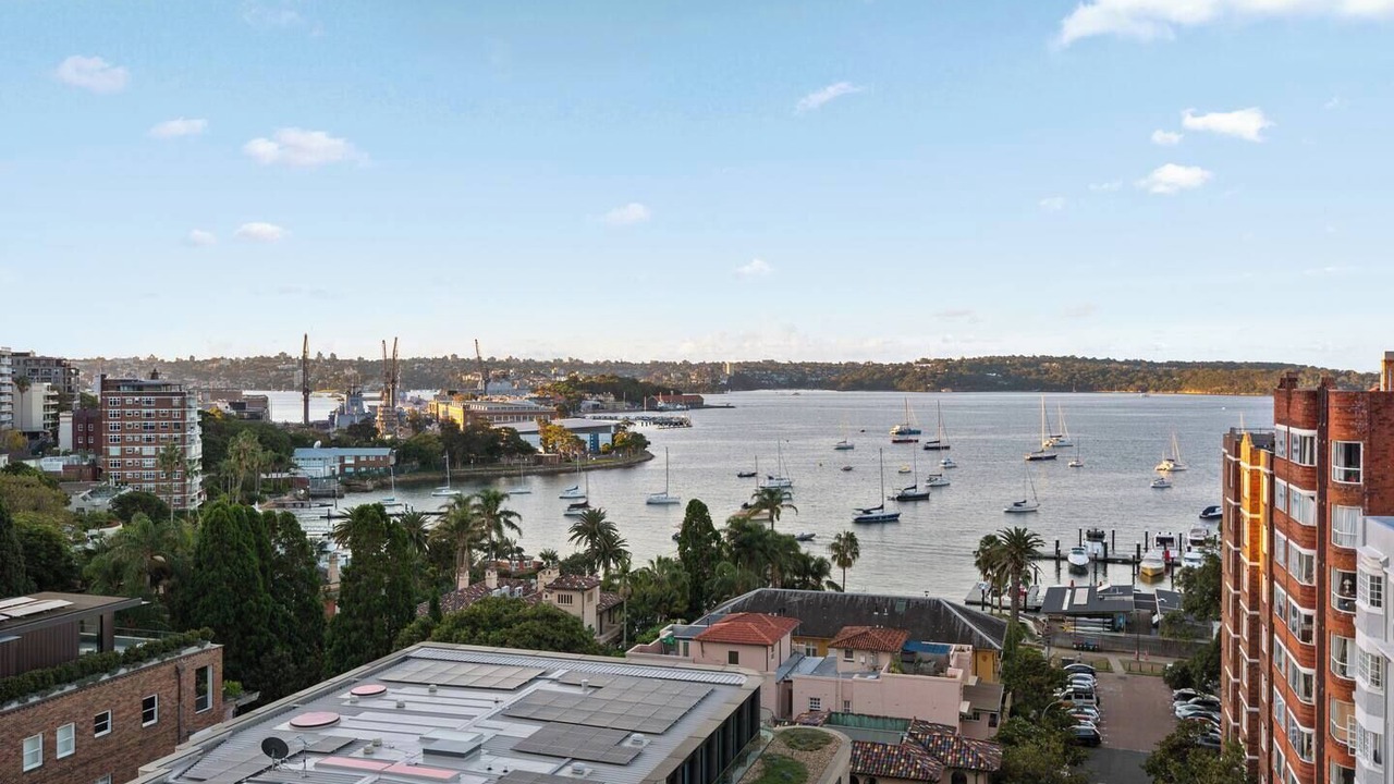 Photo of Others in Elizabeth Bay