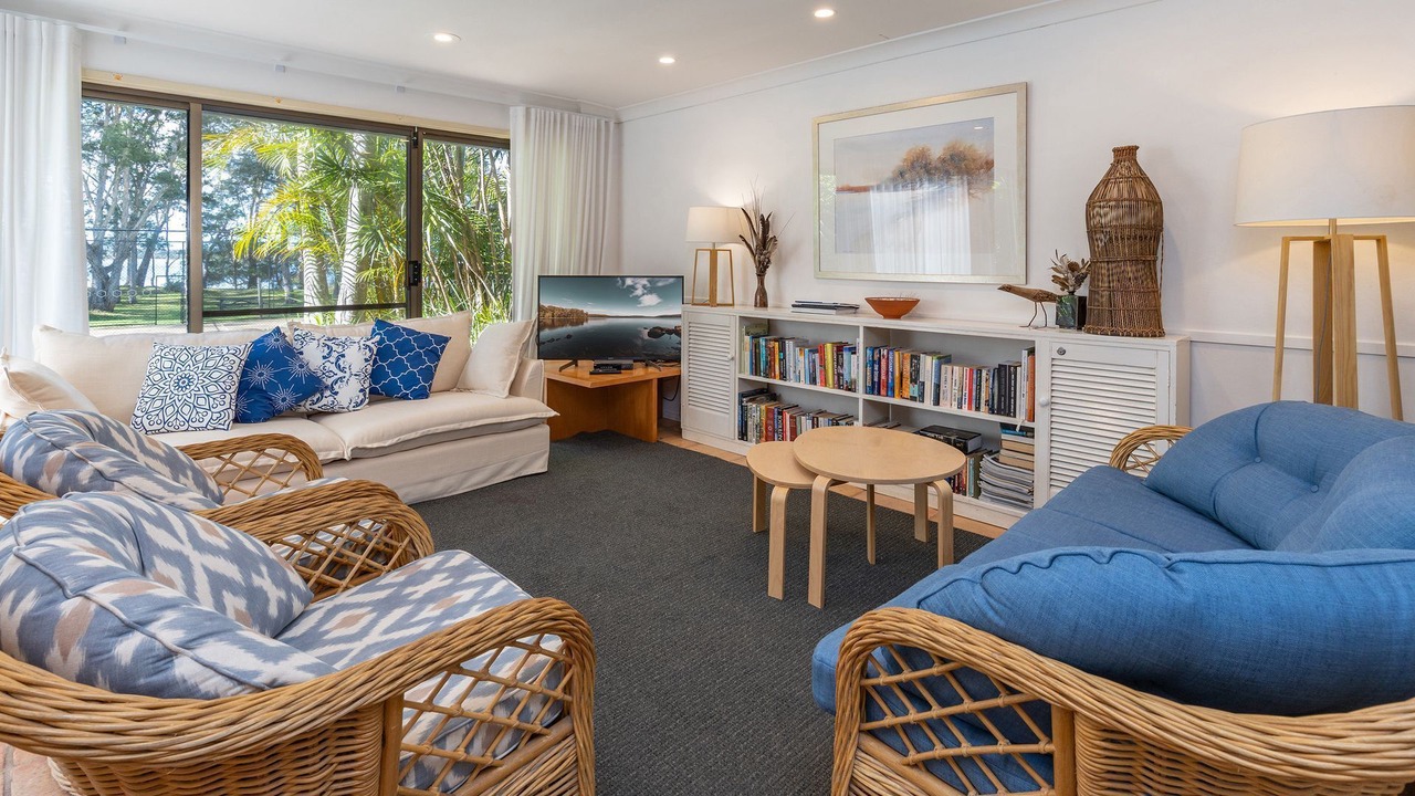Photo of Livingroom in Smiths Lake
