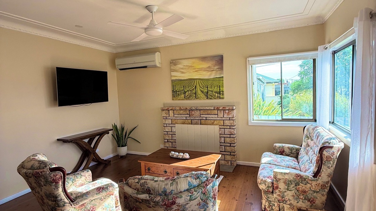 Photo of Livingroom in Cessnock