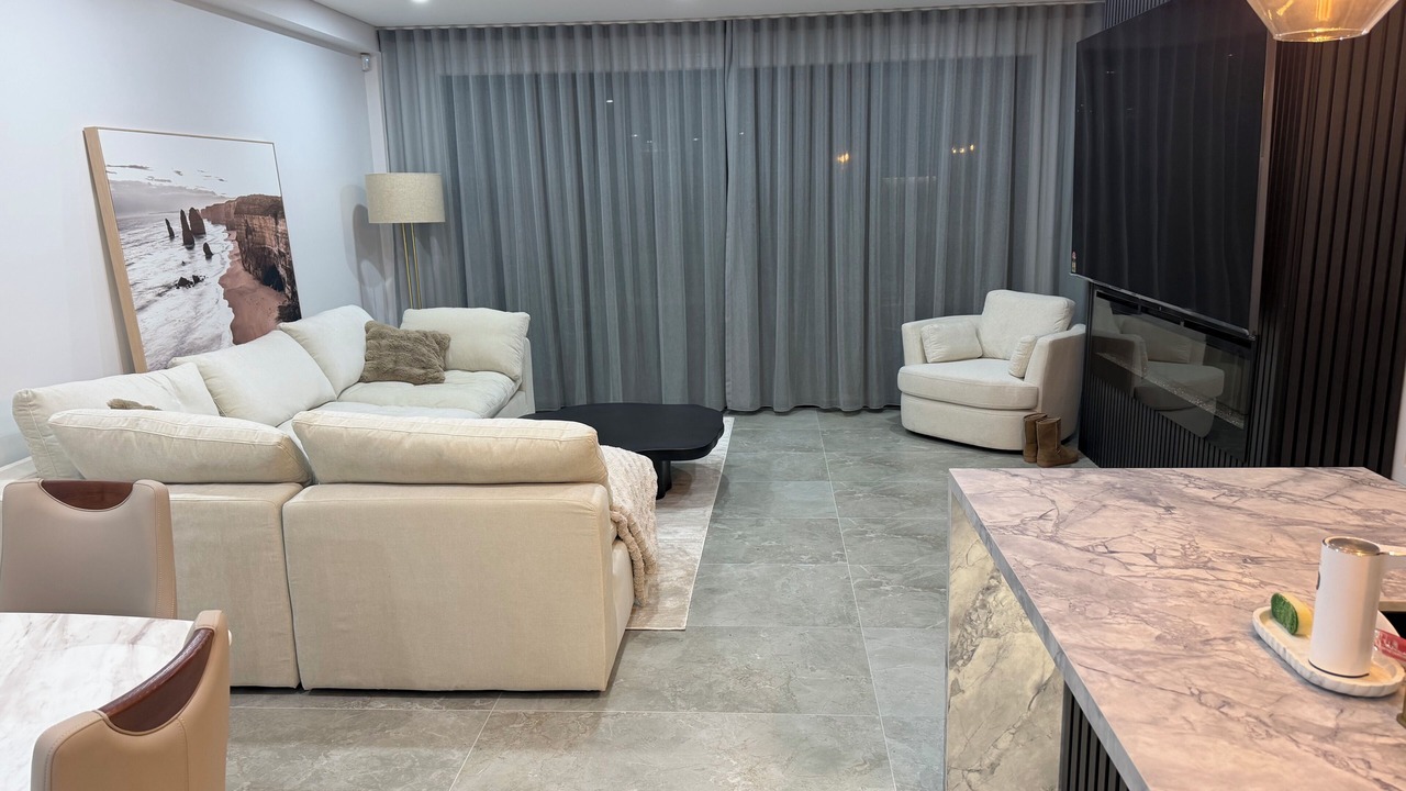 Photo of Livingroom in Georges Hall