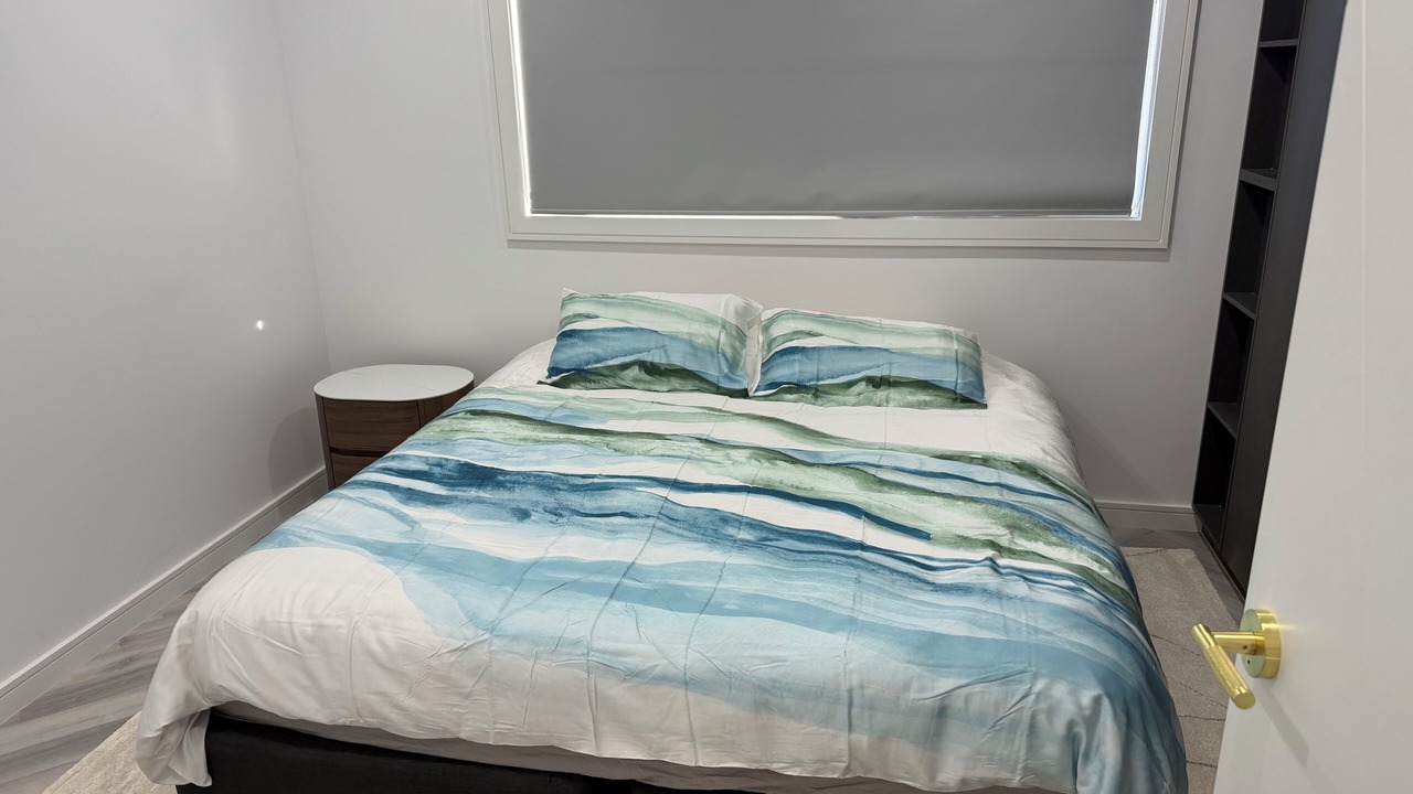 Photo of Bedroom in Georges Hall