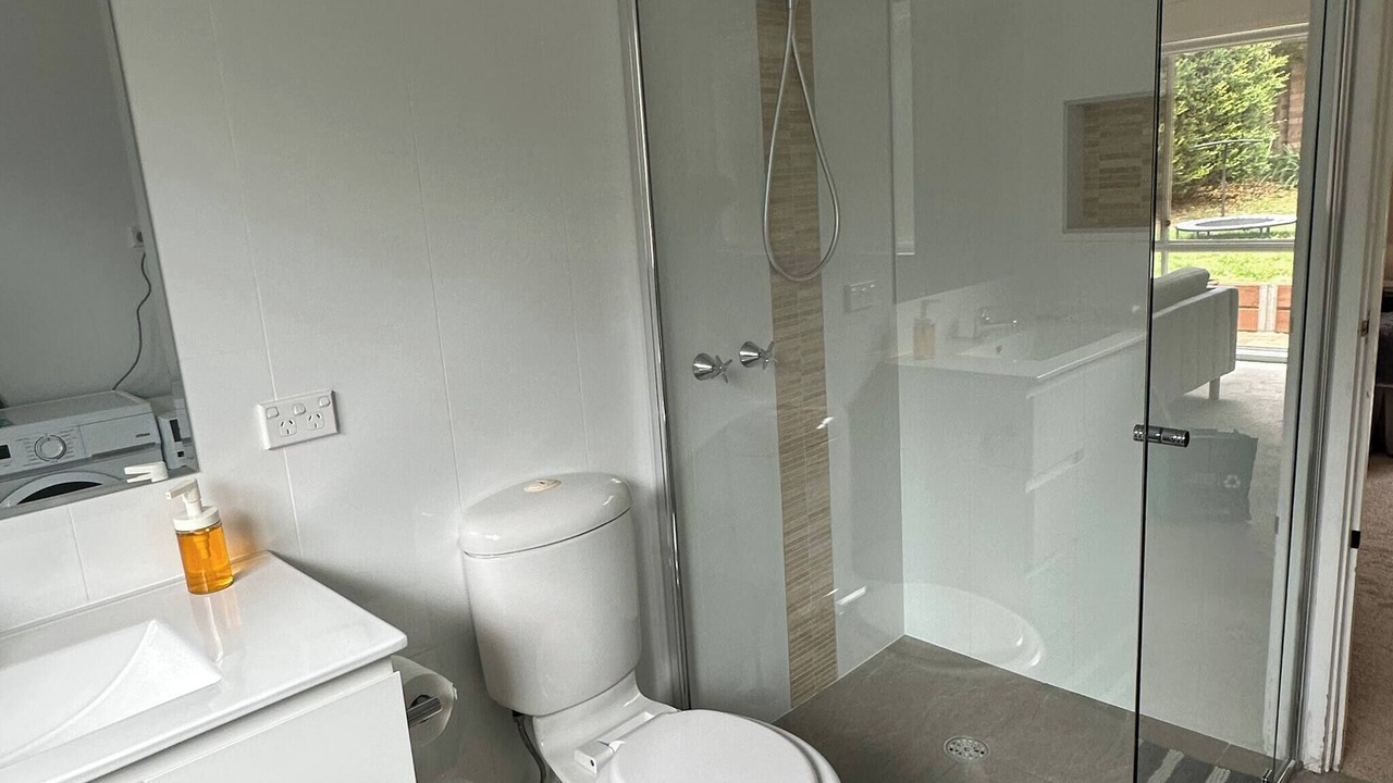 Photo of Bathroom in Curtin