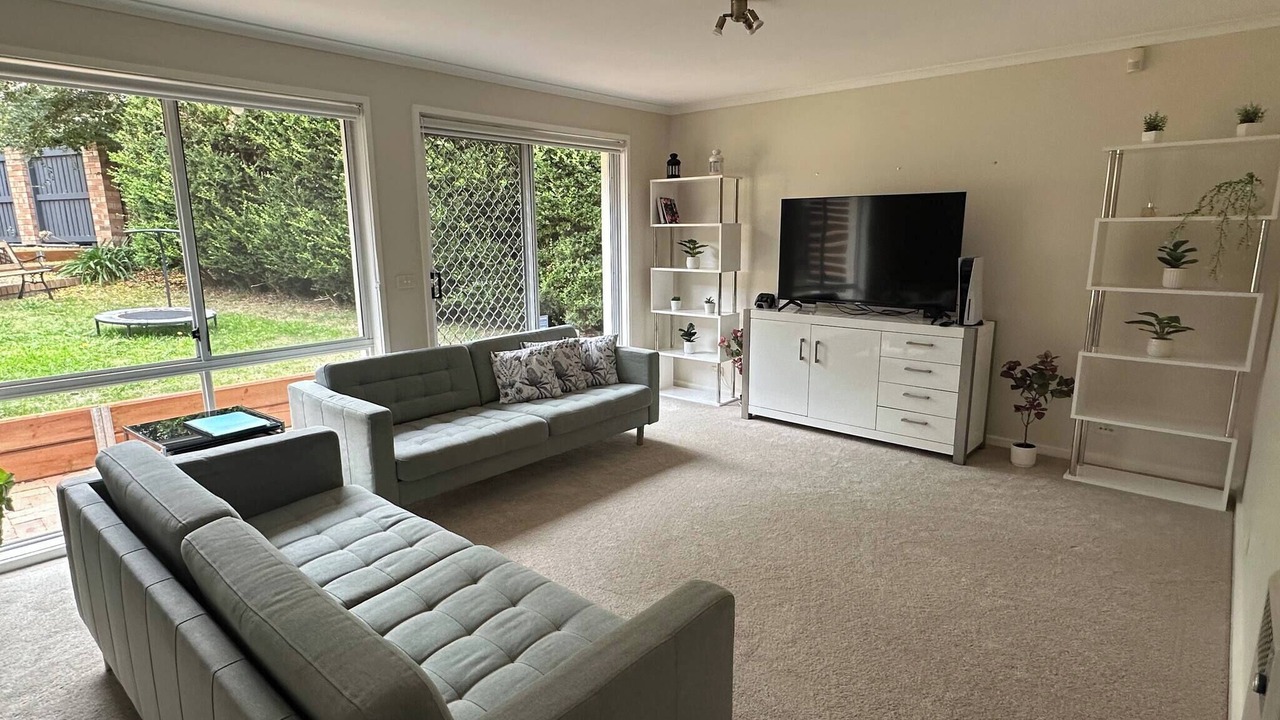 Photo of Livingroom in Curtin