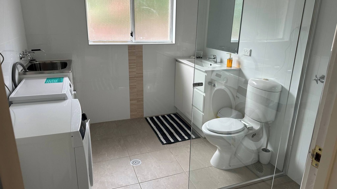 Photo of Bathroom in Curtin