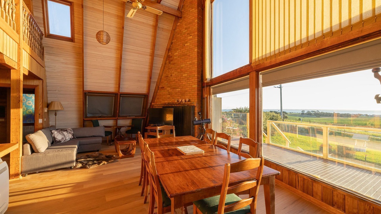 Photo of Livingroom in Coronet Bay
