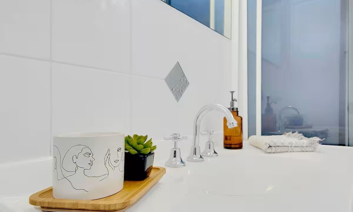 Photo of Bathroom in Cooee Bay