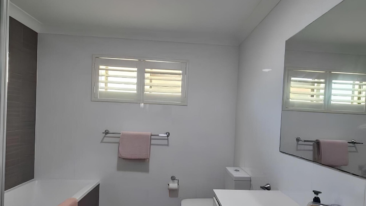Photo of Bathroom in Botany
