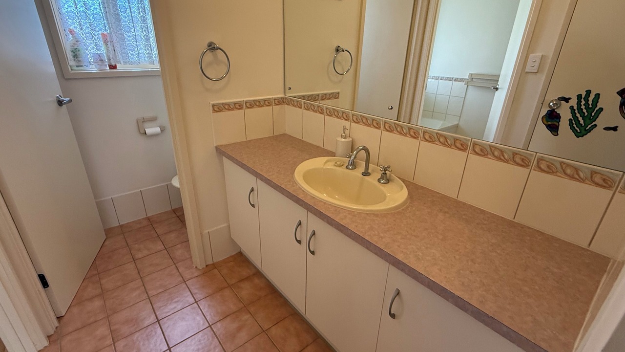 Photo of Bathroom in Dalrymple