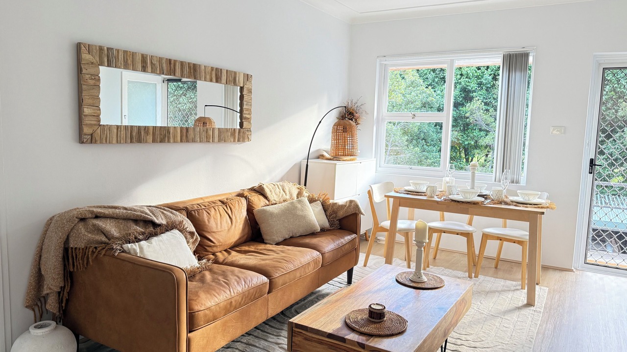 Photo of Livingroom in Dee Why