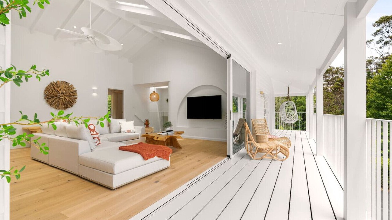 Photo of Livingroom in Macmasters Beach