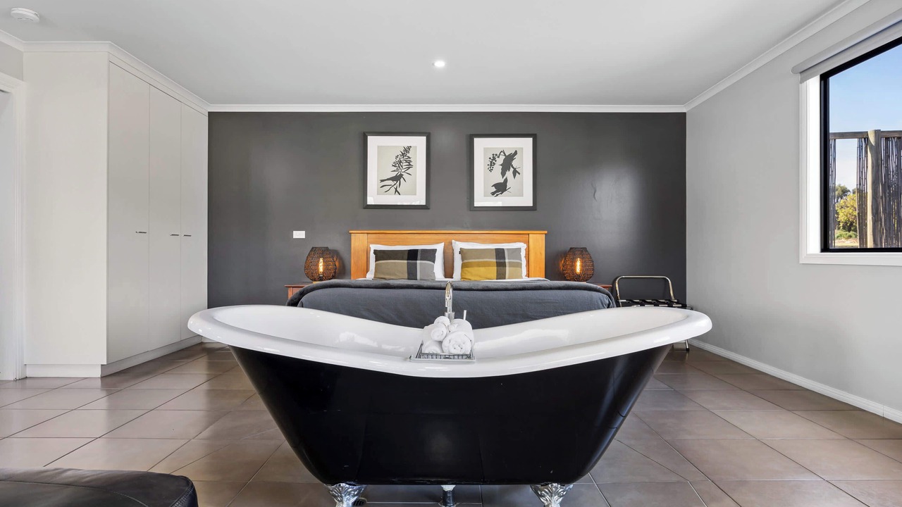 Photo of Bedroom in Pomonal