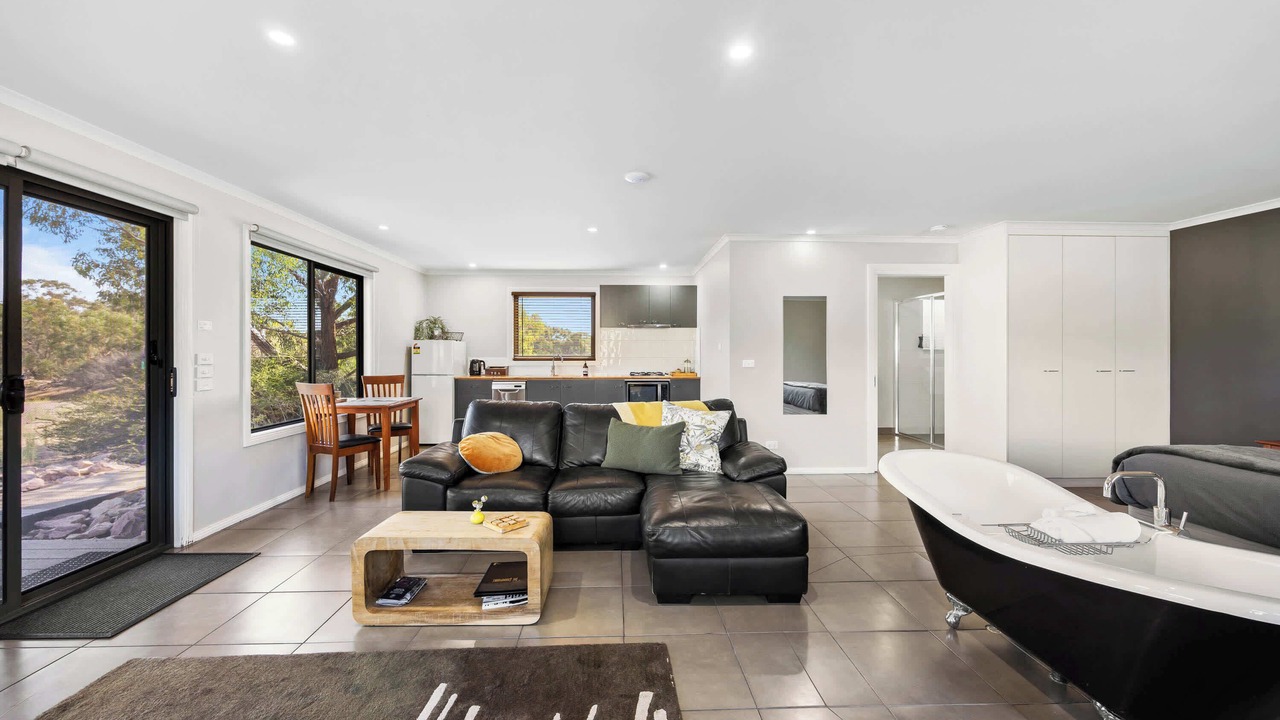 Photo of Livingroom in Pomonal