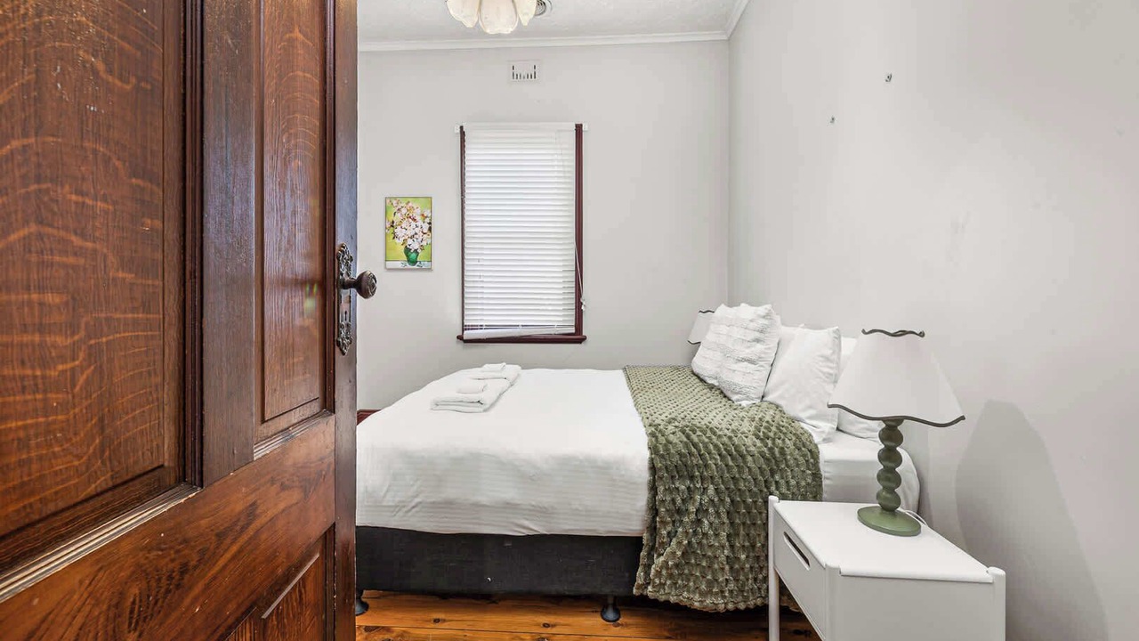 Photo of Bedroom in Orange
