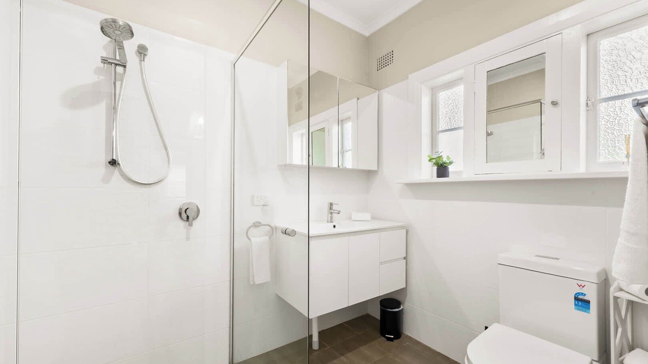 Photo of Bathroom in Orange