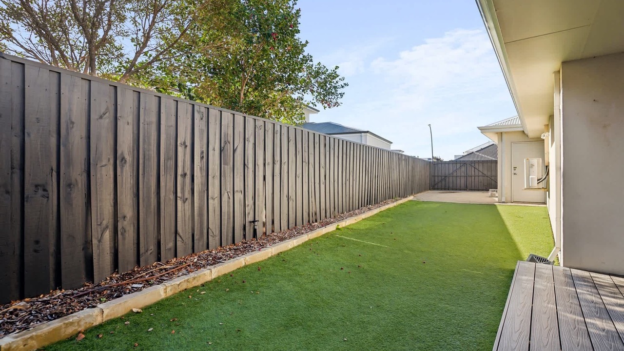 Photo of Outdoor in Halls Head
