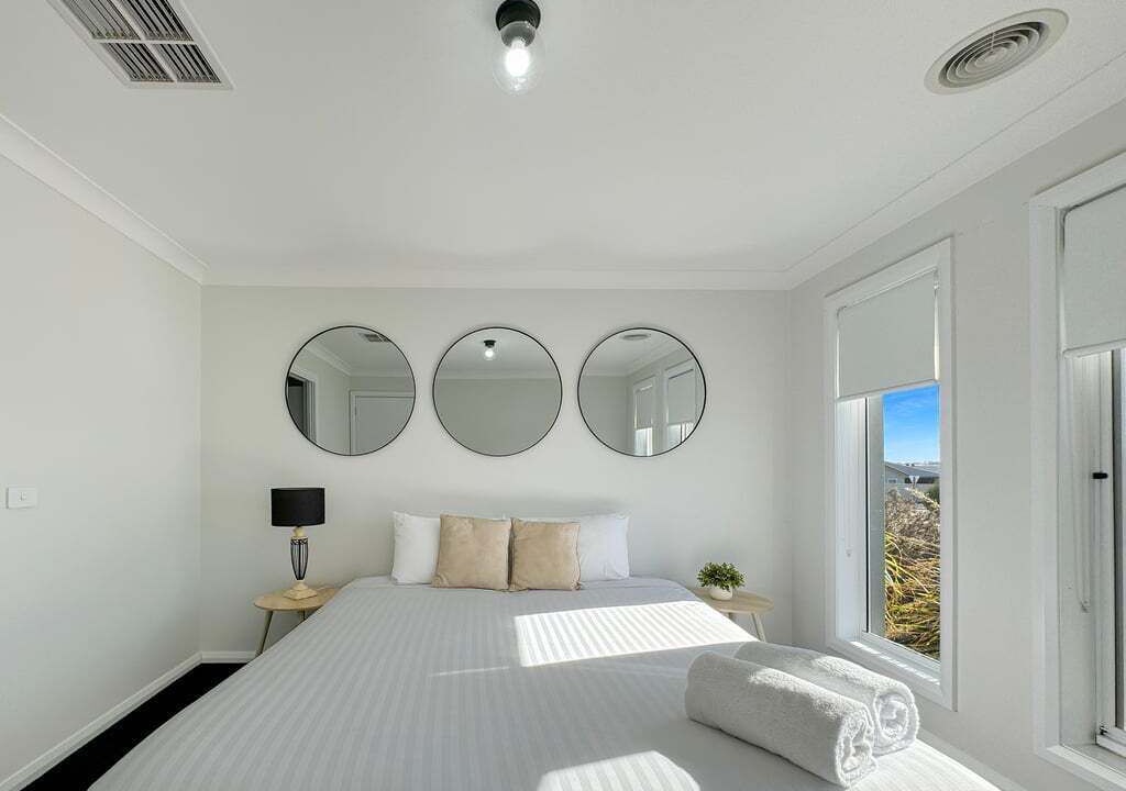 Photo of Bedroom in Gobbagombalin
