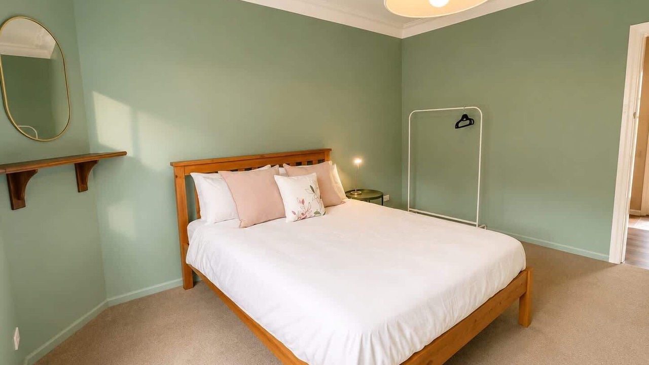 Photo of Bedroom in Orange