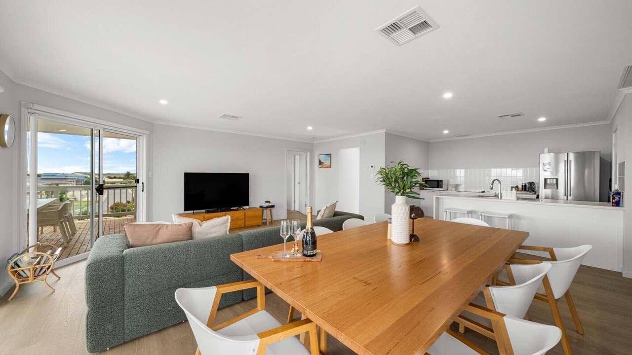 Photo of Livingroom in North Beach