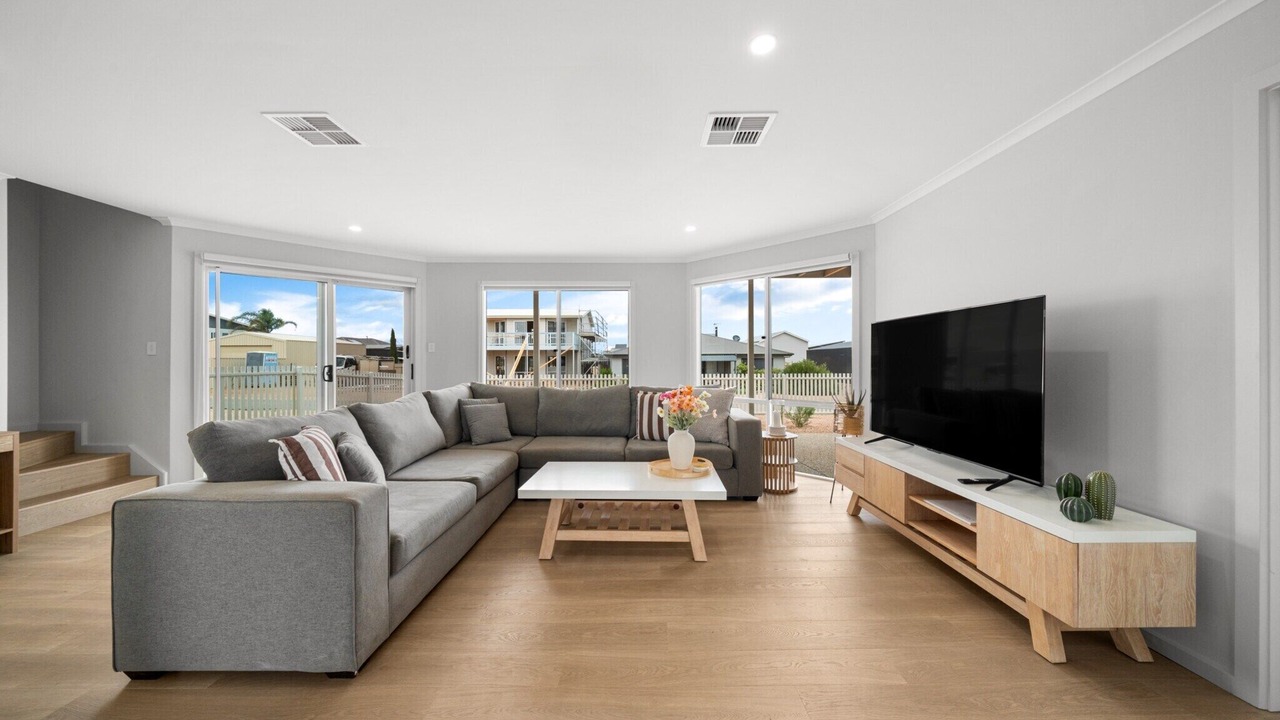 Photo of Livingroom in North Beach