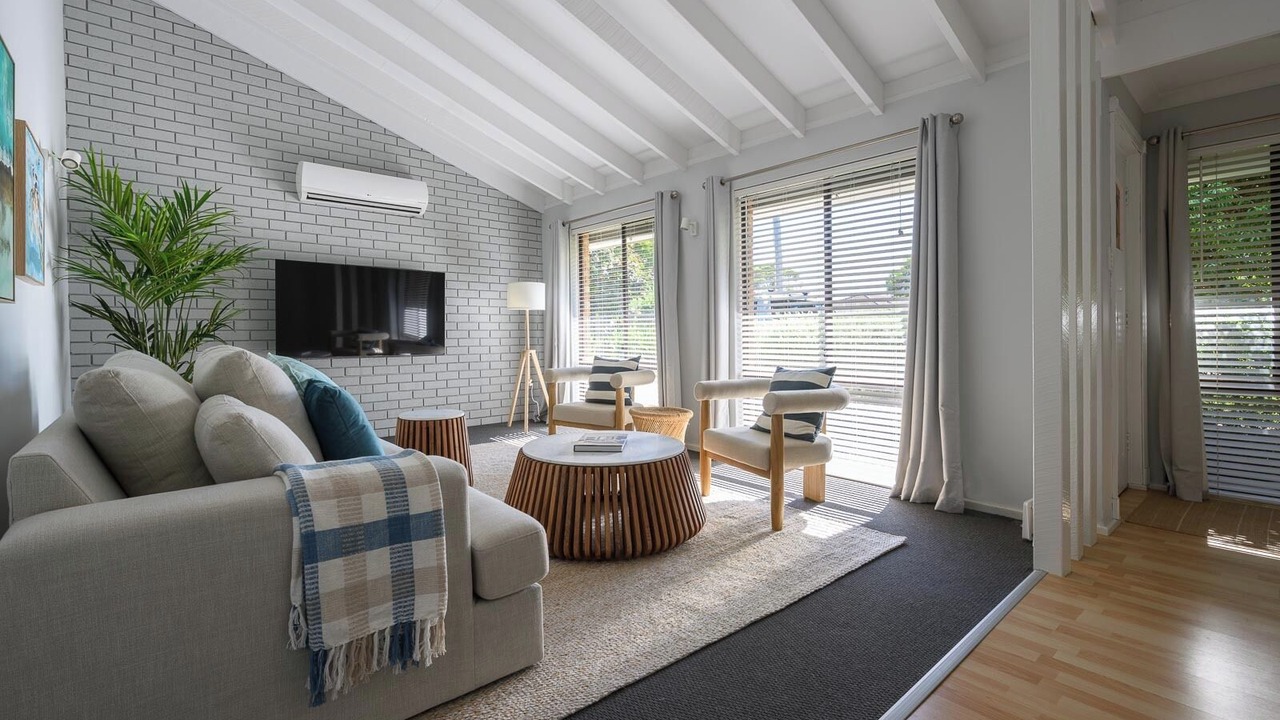 Photo of Livingroom in Safety Bay