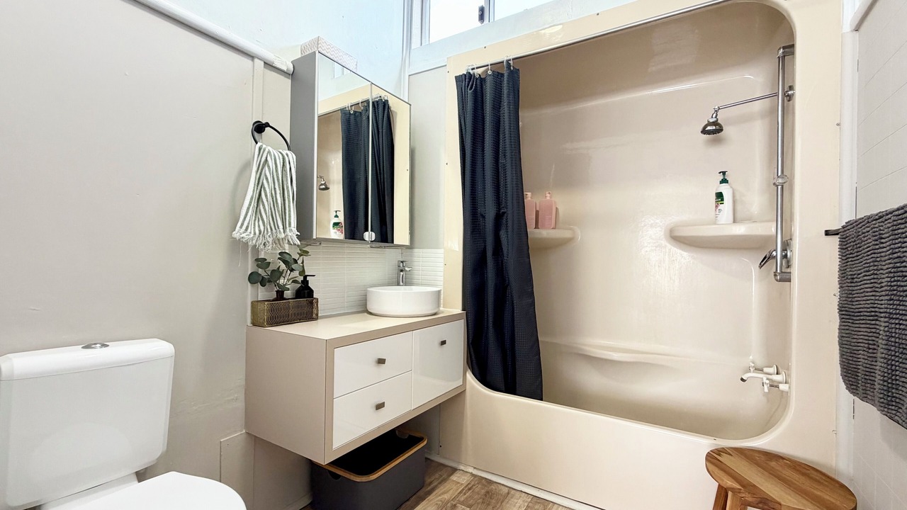 Photo of Bathroom in Salamander Bay