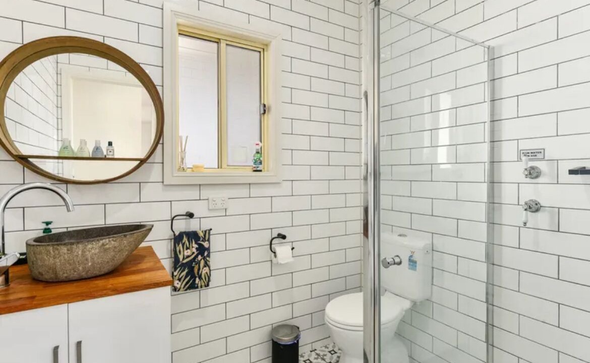 Photo of Bathroom in Rivoli Bay