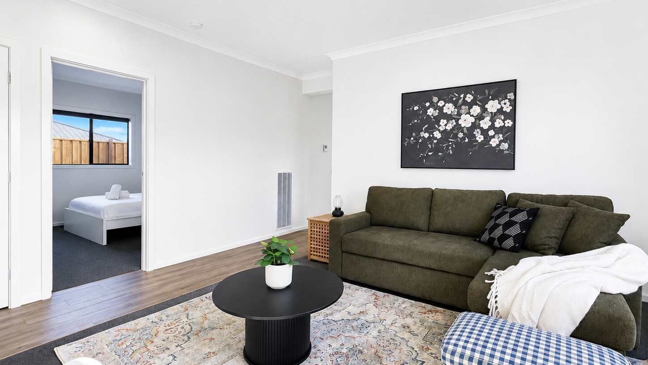 Photo of Livingroom in Armstrong Creek