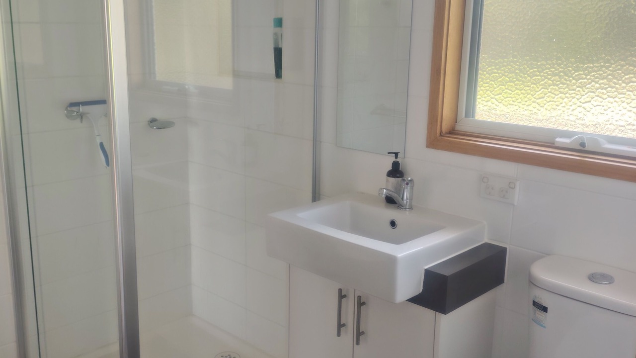 Photo of Bathroom in Toora