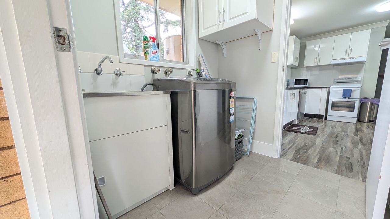 Photo of Kitchen in Oxley Vale