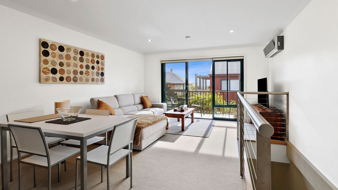 Photo of Livingroom in Queenscliff