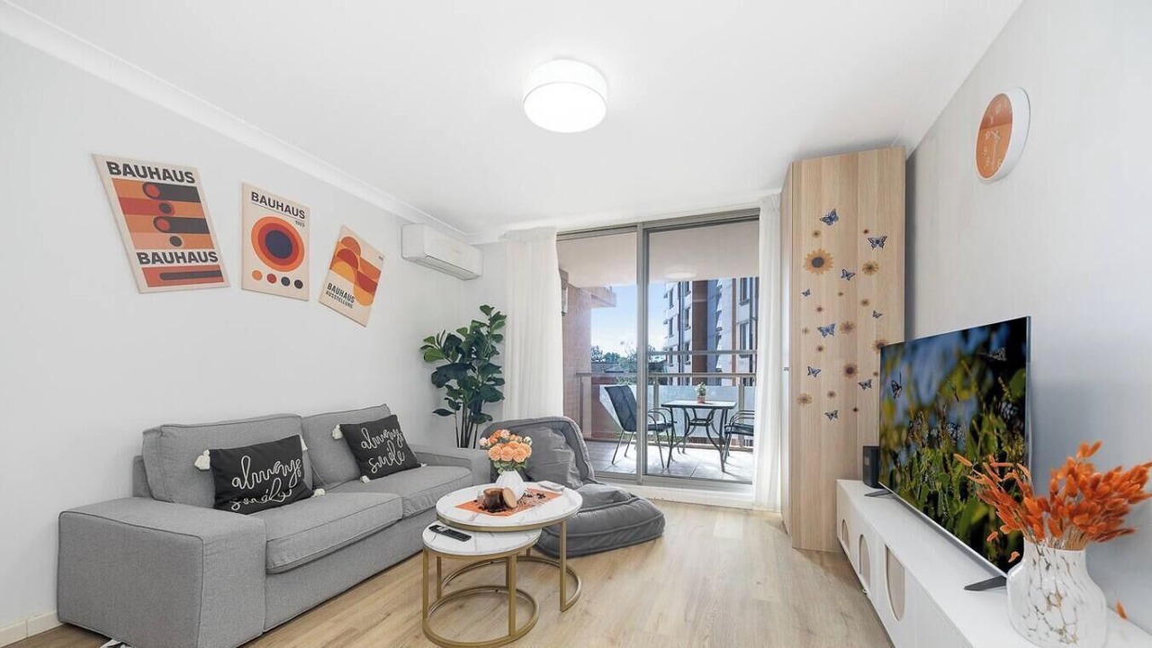 Photo of Livingroom in Auburn