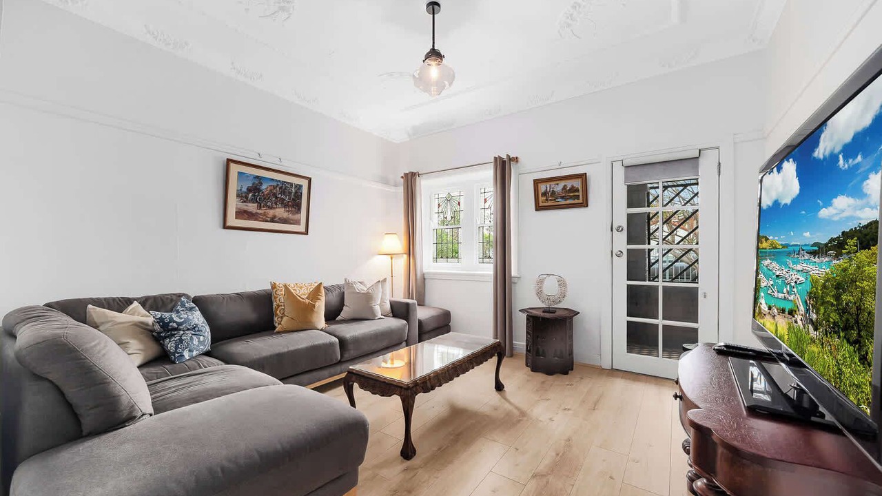 Photo of Livingroom in Brighton-le-Sands