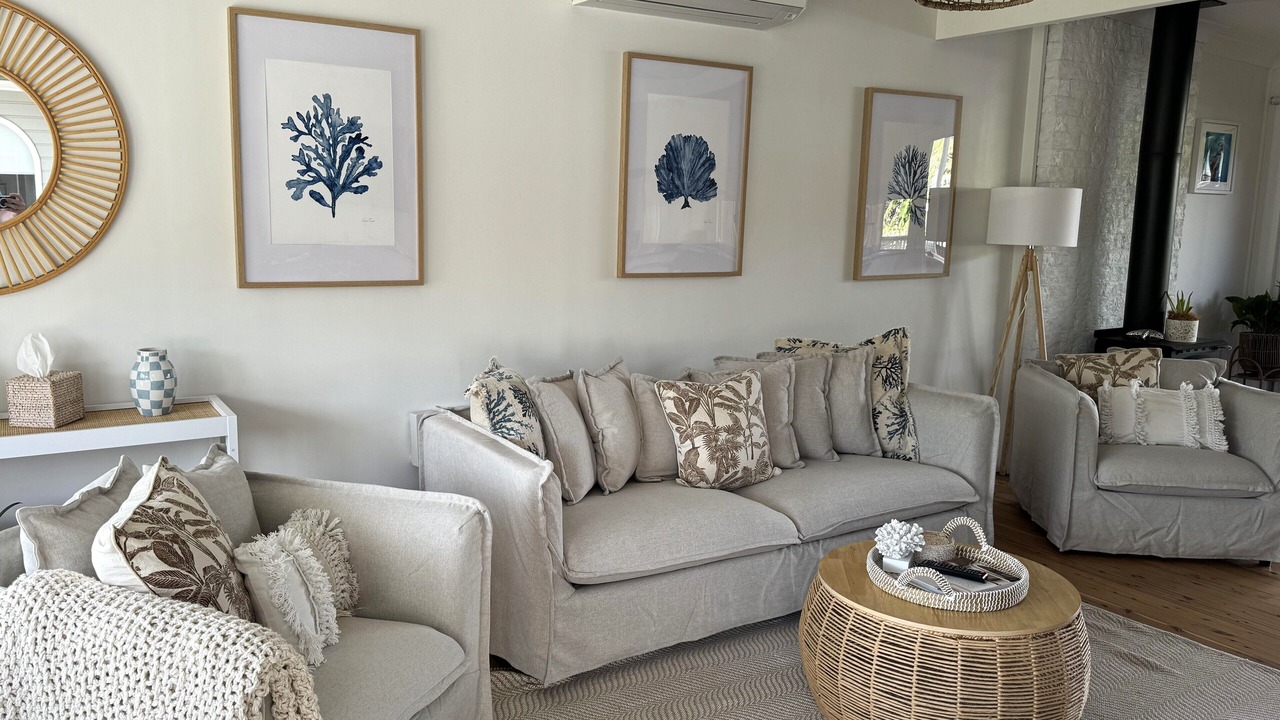Photo of Livingroom in Shoal Bay