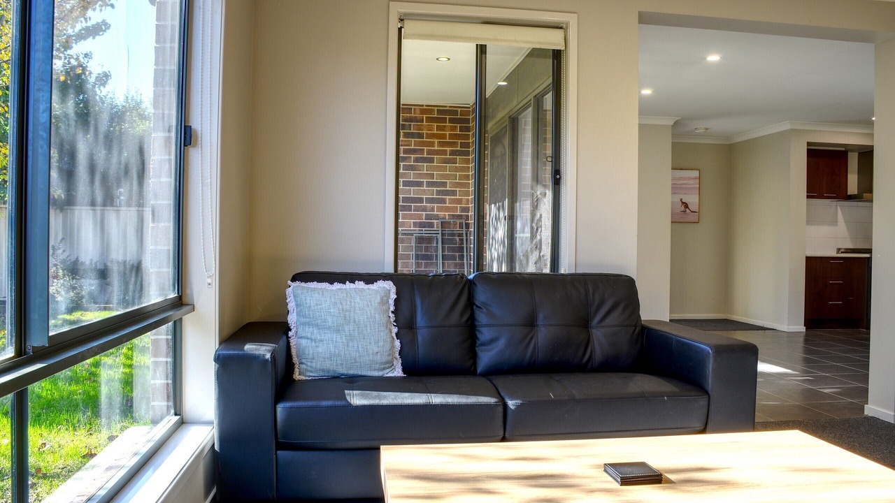 Photo of Livingroom in Delacombe
