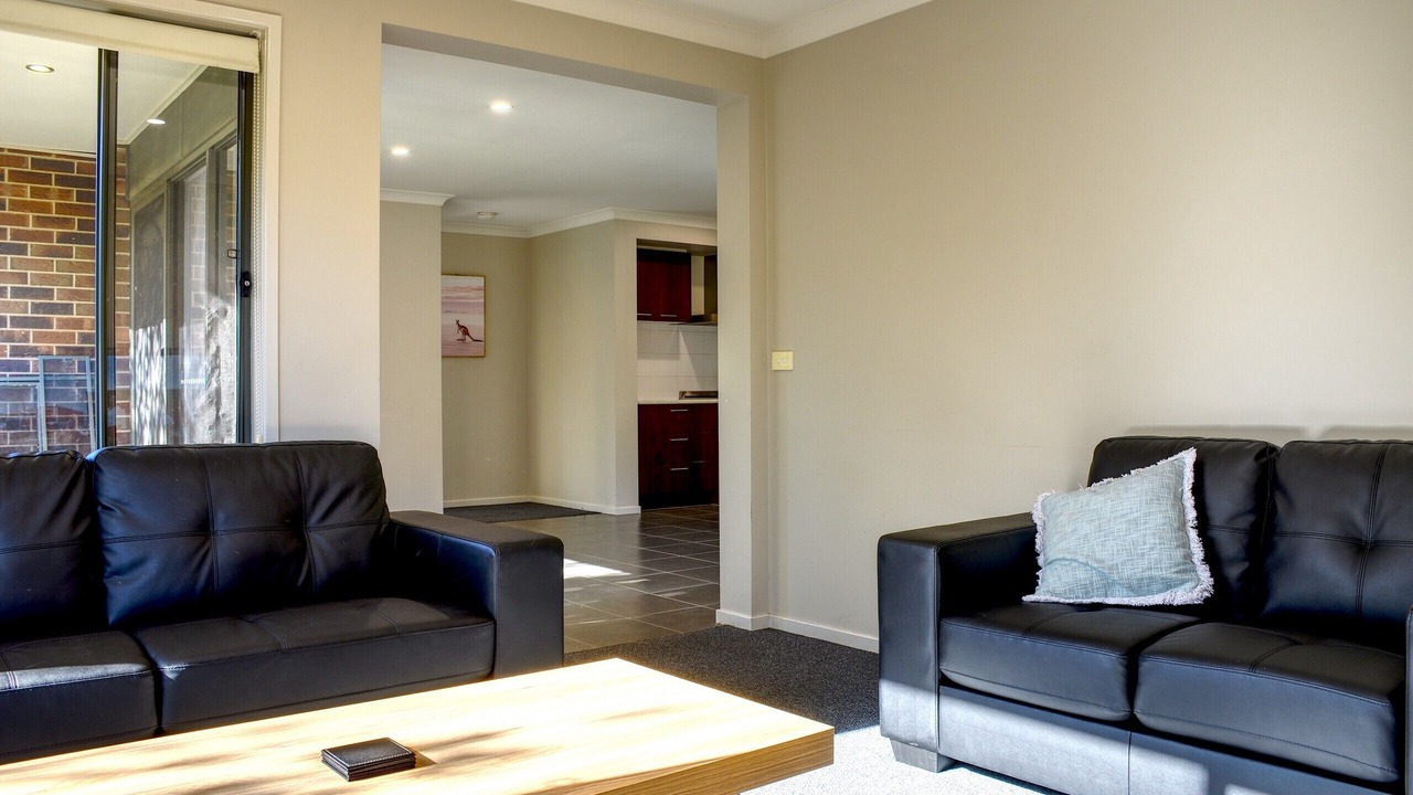 Photo of Livingroom in Delacombe